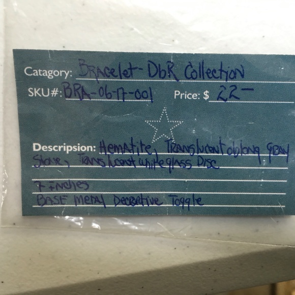 Versatile polished stone bracelet - Picture 3 of 4